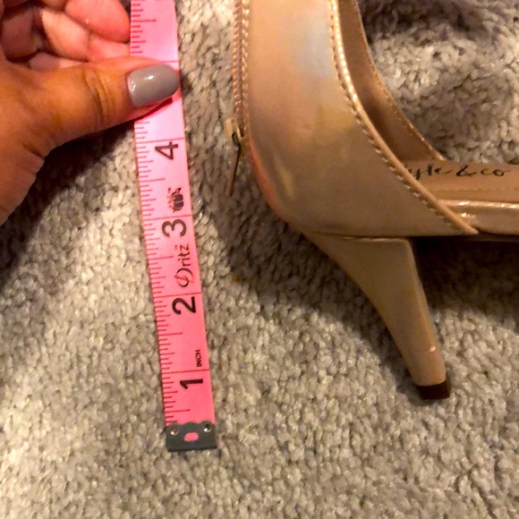 Sandals - Picture 8 of 9